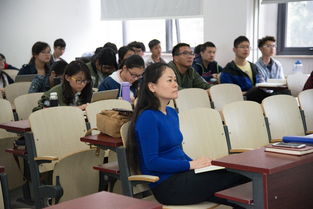 互聯(lián)網(wǎng)與共享經(jīng)濟背景下的創(chuàng)新電子商務模式分析——信息學院學術(shù)講座紀要